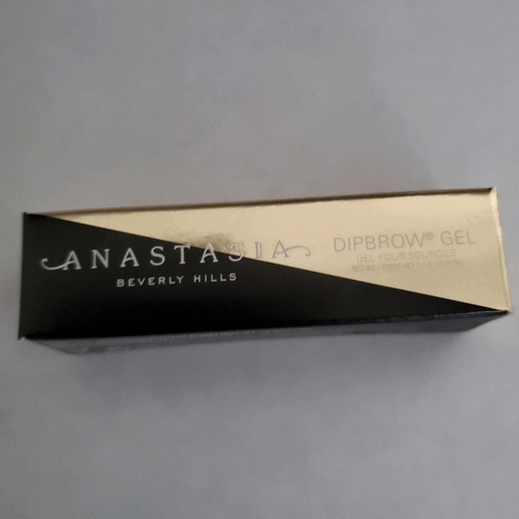 Makeup 💄 - Picture 1 of 4